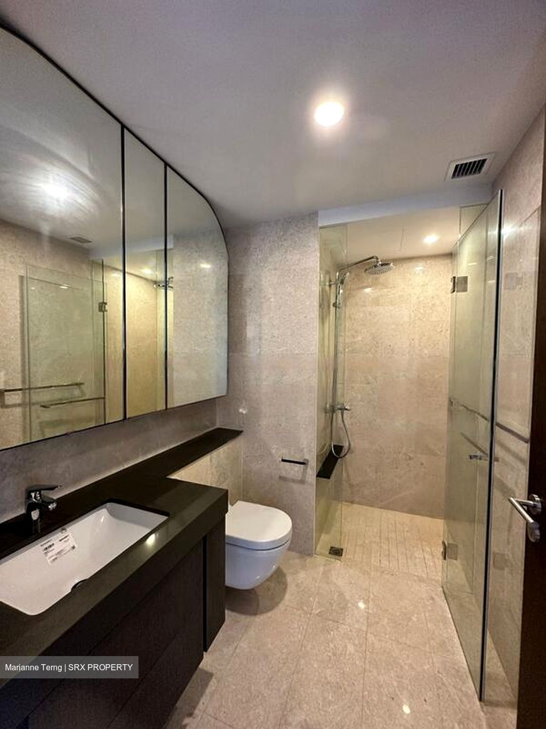 Avenue South Residence (D3), Apartment #484148091